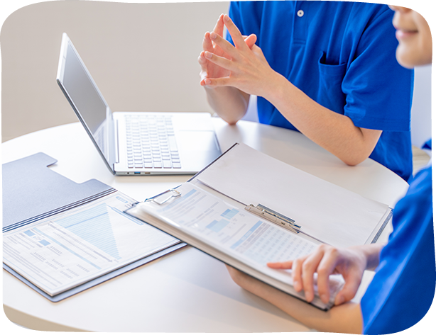 ⾃宅で介護を⾏っている⽅、⾏おうと考えている皆さまの⾝近な相談相⼿として。